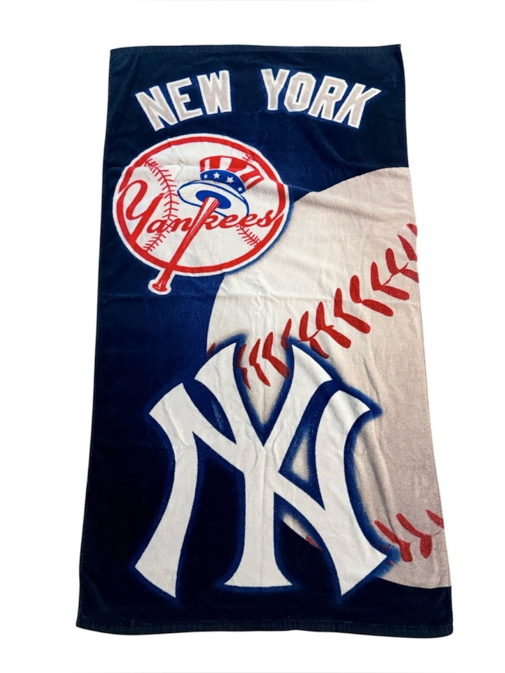 The Northwest MLB 2011 New York Yankees Beach Towel